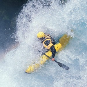 开云平台-体育世界的平行叙事，当撕裂之城遇见CBA与欧冠的夜晚，撕裂之城碰撞CBA欧冠夜，体育世界的平行叙事